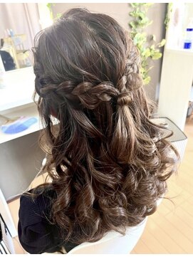 ジェミータ 横浜 編み込みハーフアップ【横浜/ヘアセット/着付け】