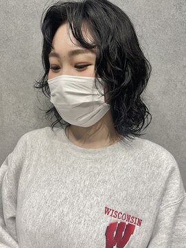 デイジー(Daisy) 天神/大名/ウルフパーマ/黒髪