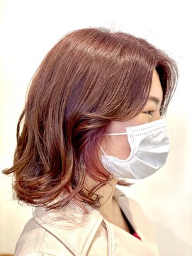 ロア(lore) 【lore銀座】イヤリングカラーはラズベリーピンク　ゆるふわロブ