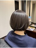 顔まわりこそ白髪を活かす!