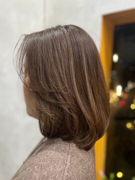 オーストヘアジジ(Aust hair Gigi) イメチェン大人のハイライトグレージュ