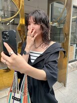 ホロ(hollo) レイヤーパーマウルフパーマロングウルフパーマ