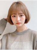 前髪 外ハネボブ ミニウルフ ホワイトグレージュ"