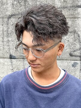 ニコ トウキョウ ロジック(nico TOKYO Logic) リバースツイストメッシュスキンフェードフェードカット短髪