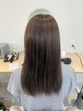 エル(Ele’) アッシュベージュ（１４トーン）