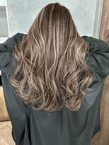 アポロ 横浜駅店(apollo) xバレイヤージュ/ホワイトグレージュ/レイヤーカット