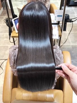 ロンドイディールバンダイ 新潟万代(Lond ideal) 艶々美髪矯正♪