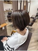 ショートボブ