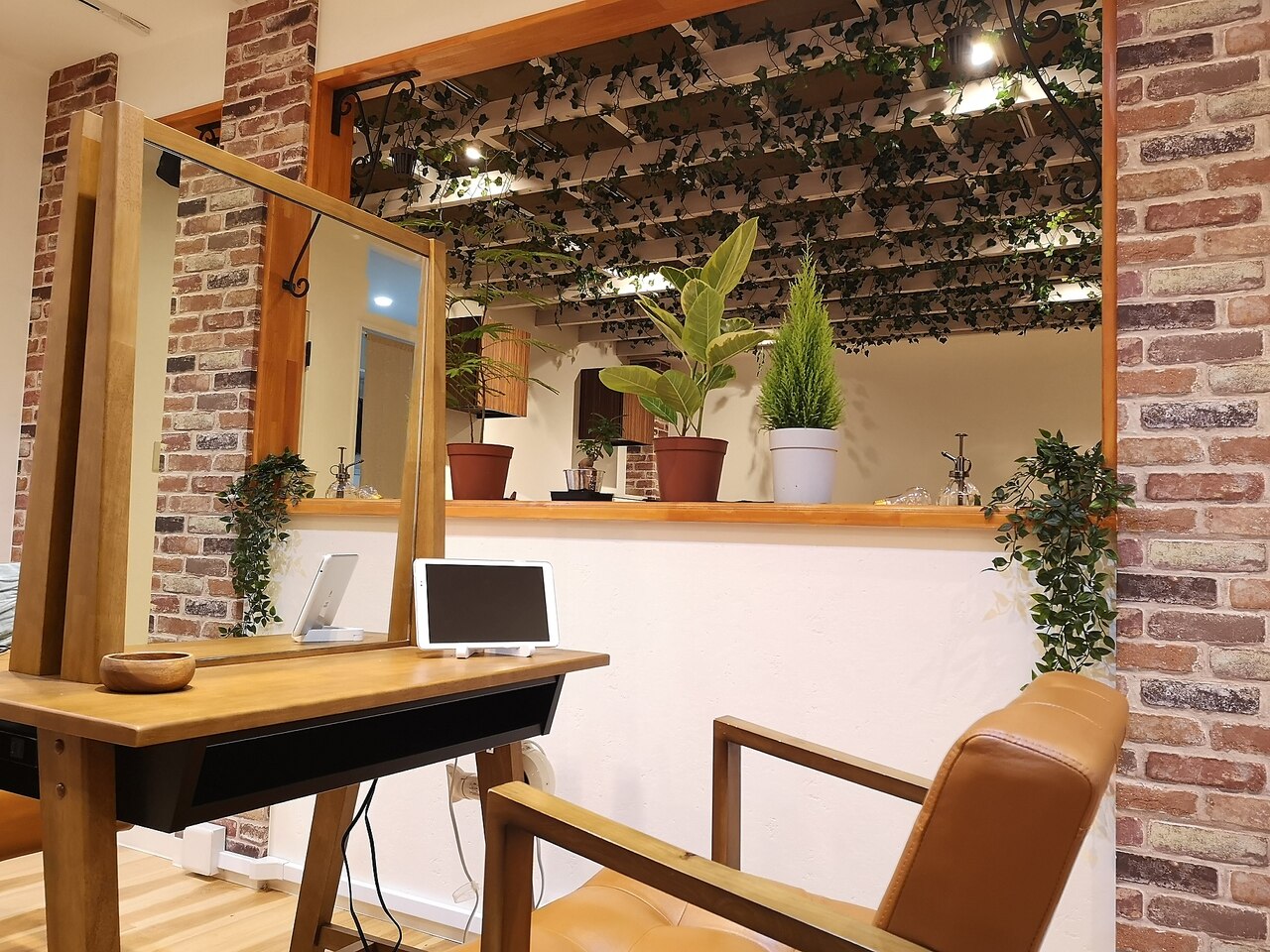ヘアラウンジ メイドマイデイ(hair lounge Made my day