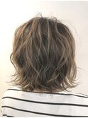 エアリーグレージュ