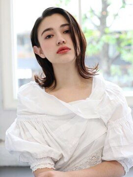 ルーツ(ROOTS) 外ハネ ロブ 外国人風 カラー ハイライト 渋谷 ROOTS