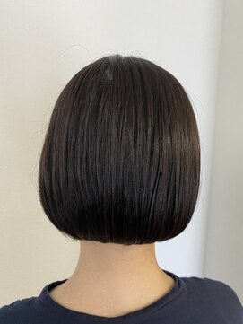 フフ 味鋺店(FuFu) 20代30代40代前下がりボブ/艶カラー