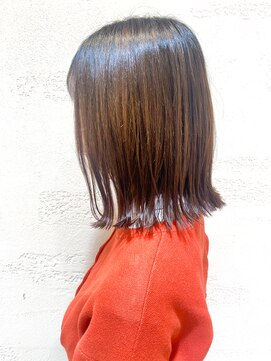 モリオ フロム ロンドン サッポロファクトリー店(morio FROM LONDON) 【morio】札幌ミディアムボブ　ぱつッとライン