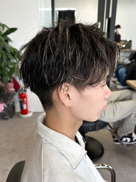 エルマーク(L-MARK) ハイライトセンターパートメッシュダブルカラーツーブロック