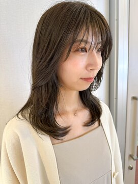 アム(amu) 【大人韓国ヘア】オリーブベージュ×レイヤーロング