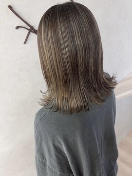 切りっぱなし/ボブ/大人ボブ/ハイライト/ハイライトカラー