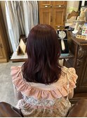 深めピンクレッド