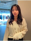 オリーブベージュ　ブラウンカラー　寒色カラー　ベージュカラー