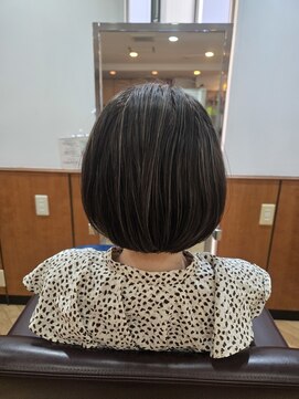 松本平太郎美容室 立川店 【立川 　ハイライト　ショートボブ　30代40代50代60代◎】