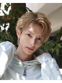 メンズヘアベージュカラーアップバングメンズショート