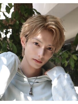 オーシャントーキョーウエスト 心斎橋 (OCEAN TOKYO WEST) メンズヘアベージュカラーアップバングメンズショート