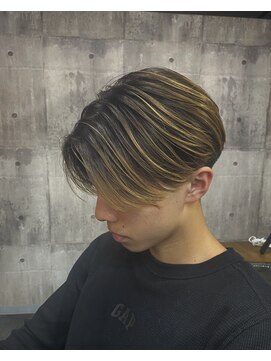 メゾンフォーメン 心斎橋店(Maison for men) バレイヤージュ/センターパート/刈り上げ/ニュアンスパーマ