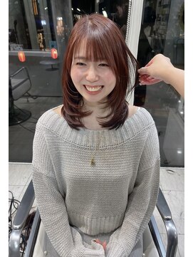 オブヘアージユウガオカ(Of HAIR Jiyugaoka) 【ミディアムレイヤー】