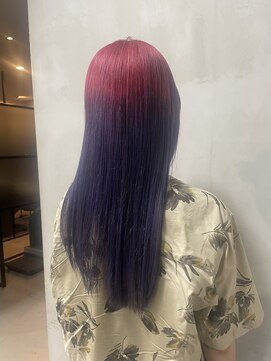 リード 大府店(LEAD) 赤から青になるカラー