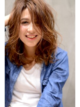 ミラバイグリーン(Mira by green) 【透け感】"ash beige"×【無造作感】"digi perm"midi-#1