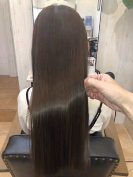 アコンプリッシュ 代官山 恵比寿(accomplish) プラチナミネコラ