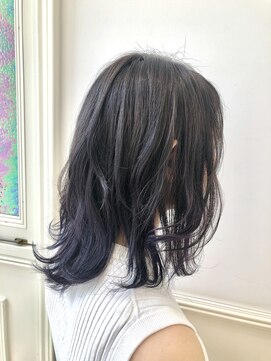 カシータ ヘア リゾート イオンモール熱田店(Casita hair resort) ラベンダーアッシュ×外ハネ×レイヤー×巻仕上げ