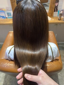 アルーシェ 秋葉原店(Alushe) イルミナカラー