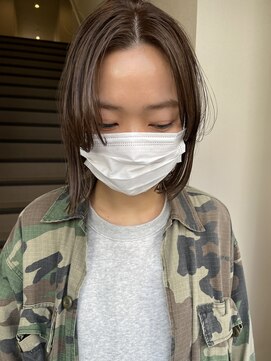 タルサ(tulsa) 切りっぱなしボブと動きのあるフロントスタイル