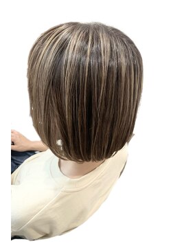 ムニ(MUNI) ＊白髪ぼかしバレイヤージュグレージュ＊