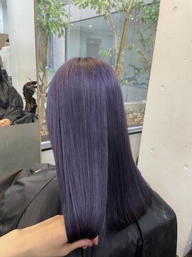 イリ 心斎橋(ili) ラベンダーバイオレット