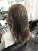 ベージュハイライト