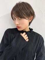 アンド ストーリーズ(&STORIES)&nbsp;前髪あり耳掛け丸みくびれショートボブ20代30代40代50代（蘭）