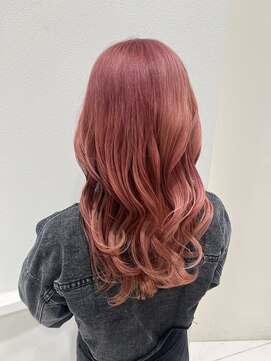 アヴァンス イオンモール和歌山店(AVANCE) ブリーチカラー×ピンクカラー【田中桃鈴】