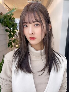 ロイオブジゼル(roi of GiseL) セミロング シースルーバング 20代30代 ベージュカラー