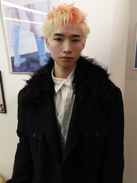 ペレ 梅田(PELE) ニュアンスパーマ/韓国マッシュ/スパイキーショート/梅田