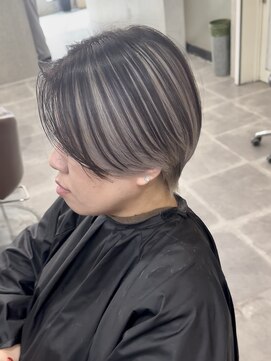 アンダーバーホワイト 広島 並木店(_WHITE) 20代/30代/40代/大人かっこいい/ケアブリーチ/アンブレラカラー