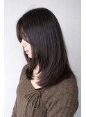 顔まわりレイヤーカット×上品ブラウン