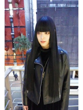 シィーム(cime) ブルーブラックのロングスタイル