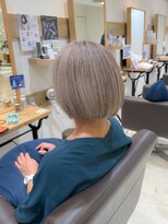 ステラバイケンジ 藤沢(STELLA by KENJE)&nbsp;【脱白髪染め】40代50代白髪ぼかし細かめハイライト