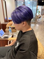 グラフィーサッポロ(Graphy sapporo)&nbsp;10代 20代 メンズヘア センターパート　マッシュ　刈り上げ