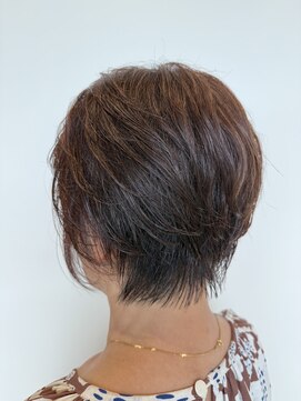 ロッカ(ROCCA) 名東区×守山区×丸みショートボブ×ブラウン