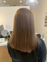 クララジャパン ナベシマ(CLALA JAPAN Nabeshima)&nbsp;縮毛矯正　質感ストレート　髪質改善カラー　顔まわり　ブリーチ