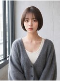 シースルーバング×タイトツヤボブ／グレージュブラウン