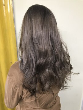 ブッディ(BDY) ダブルカラーで透明感☆グレージュスタイル