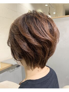 アンビエンテ(ambiente) 大人女子ショート 30代40代50代